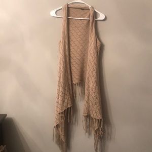 Fringe Sweater vest